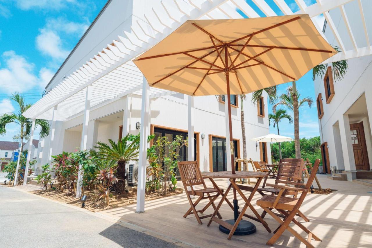 Hotel California Miyakojima Resort מראה חיצוני תמונה