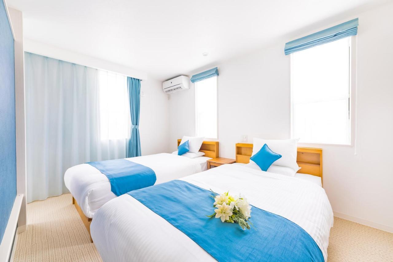 Hotel California Miyakojima Resort מראה חיצוני תמונה