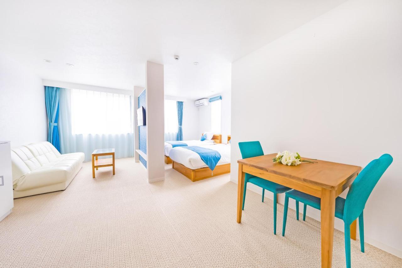 Hotel California Miyakojima Resort מראה חיצוני תמונה
